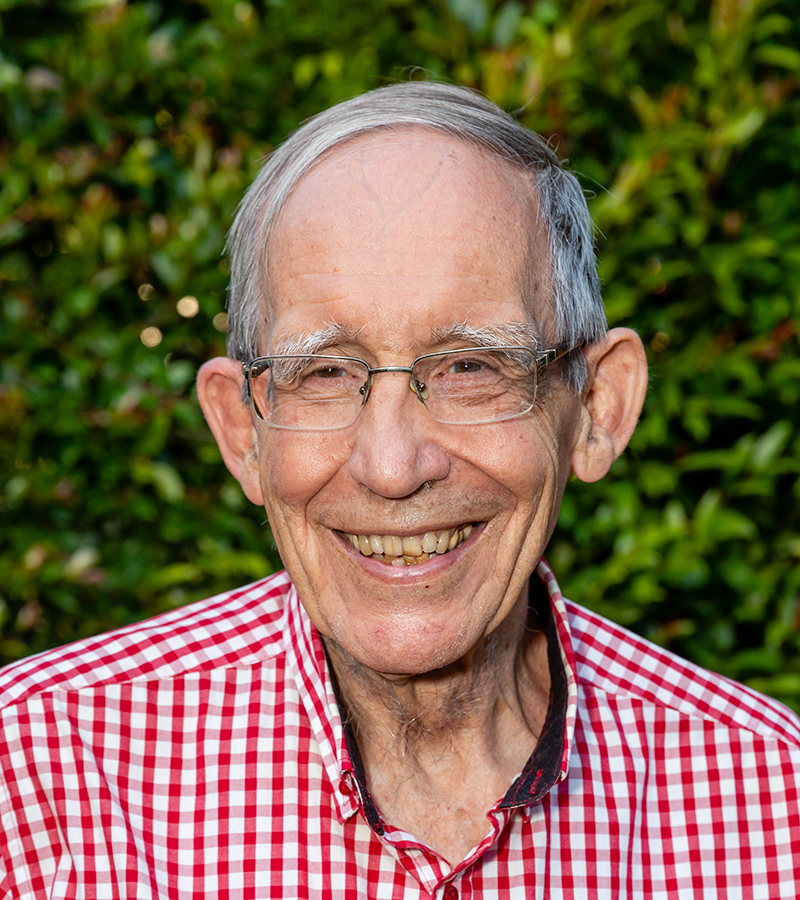 Photo of Dr JRT Wood